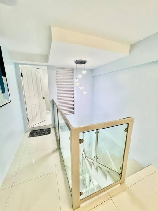 2br Unit At The Center Of * Cebu